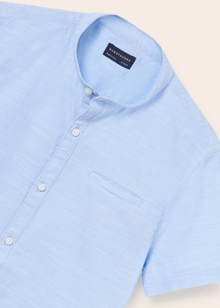 camisa m/c cuello mao 6113 celeste