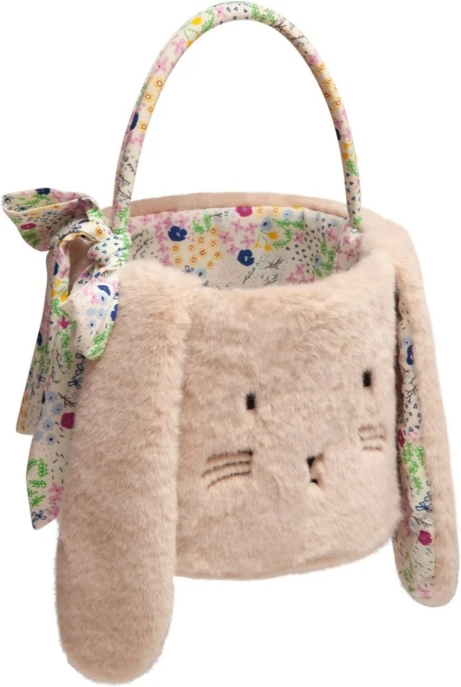 Fluffy easter basket