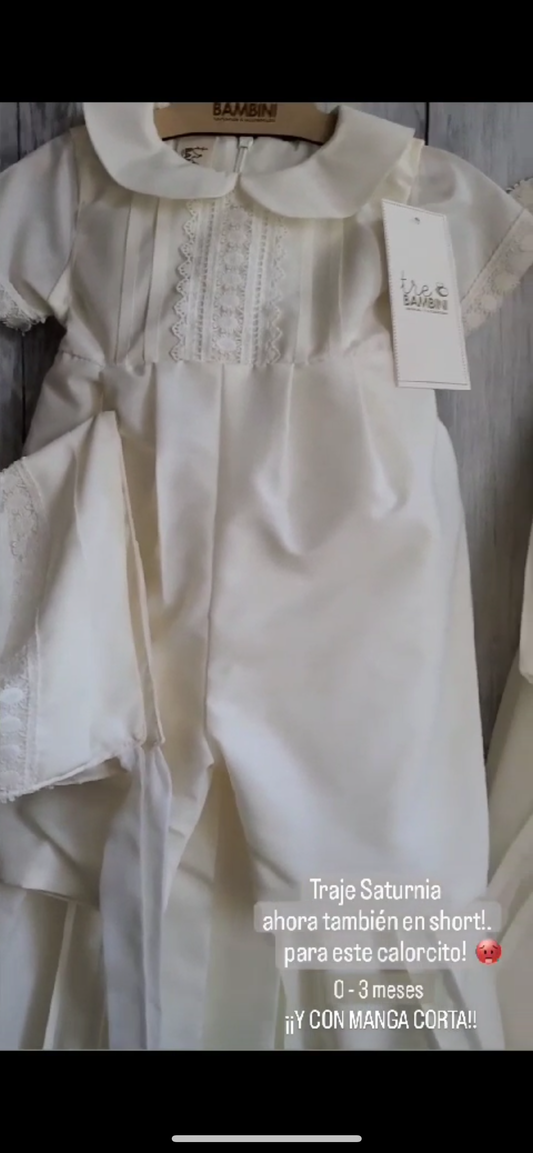 Traje Saturnia 3 meses
