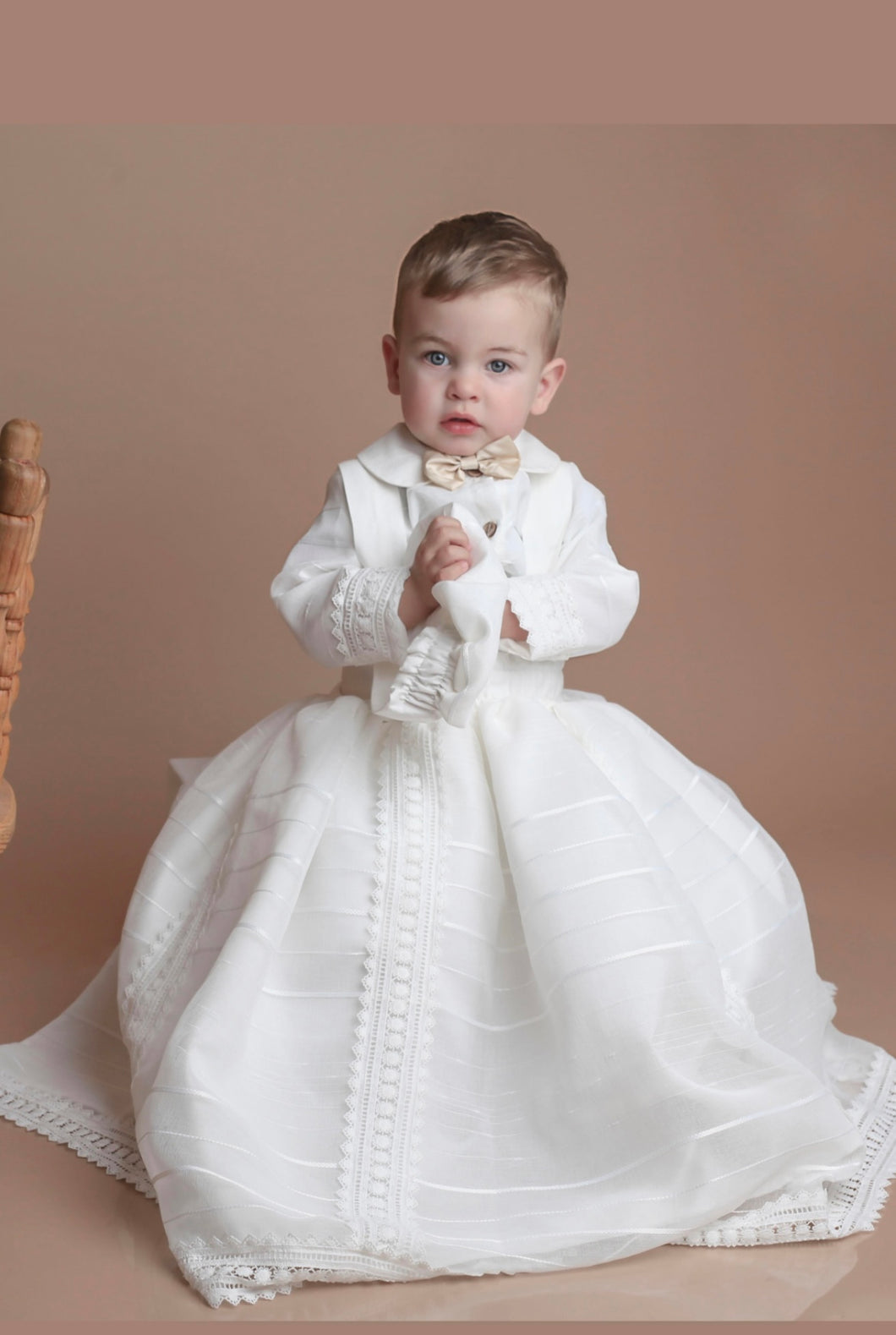 Traje Florencia Niño con faldón